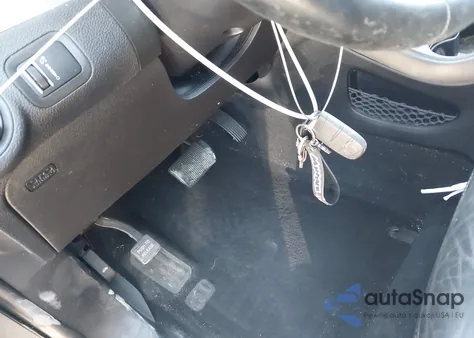 2015 Dodge Journey Crossroad z USA, uszkodzony, nr VIN 3C4PDCGG1FT713492